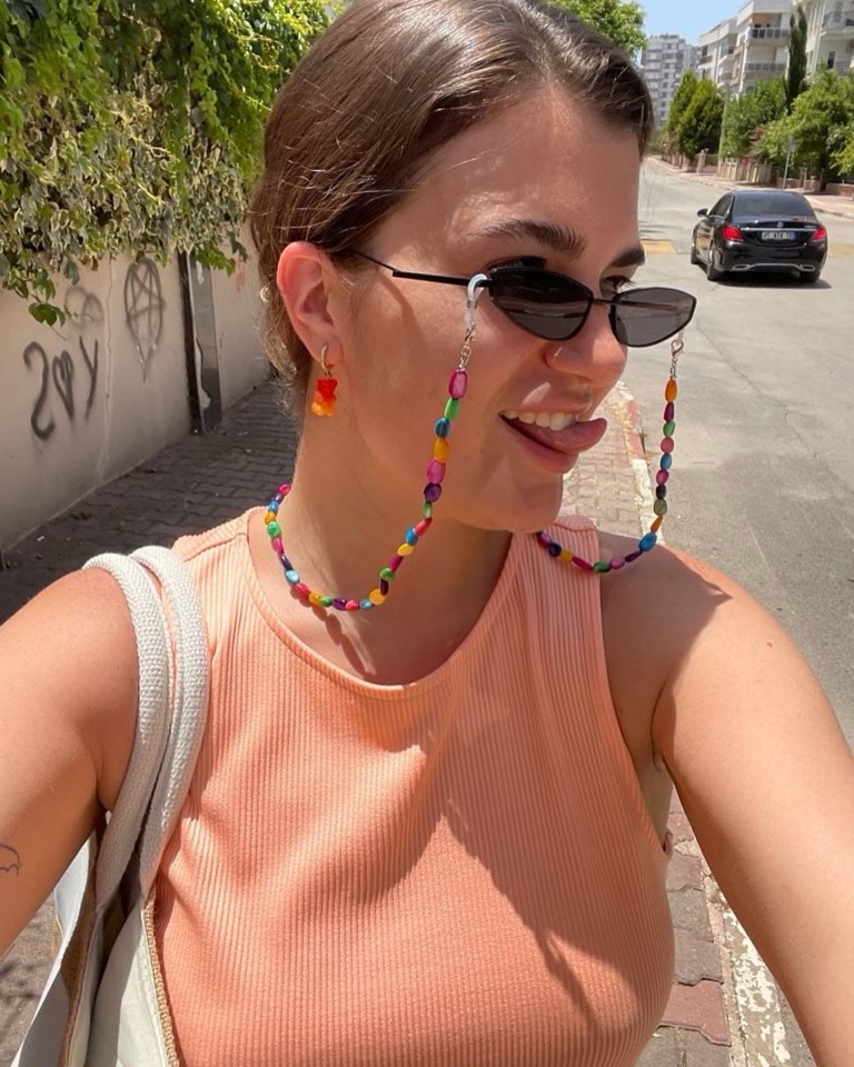 Glasses chains