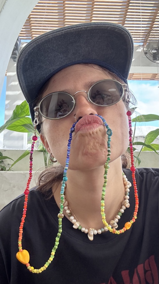 Glasses chains